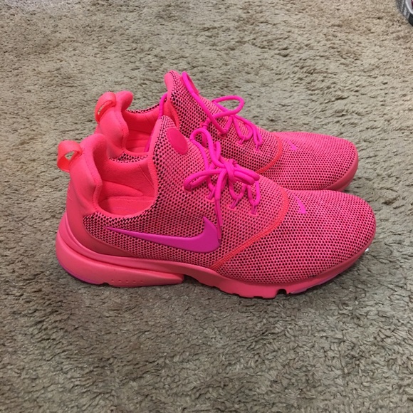 Nike Shoes - Women Shoes